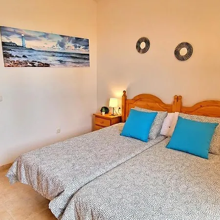 Apartament Flat Blue Ocean, Beachfront, Sea View, 1 Bedroom, Livingroom, Fast Internet *